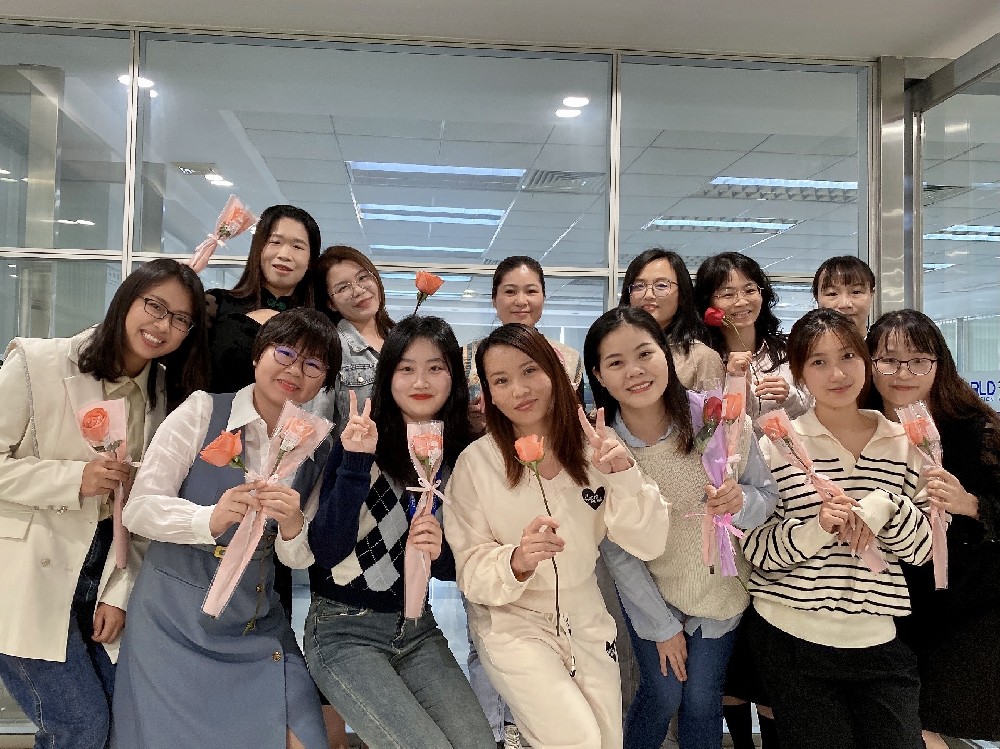 優(yōu)雅如你，始終出色，致敬每一位獨(dú)特的“她”